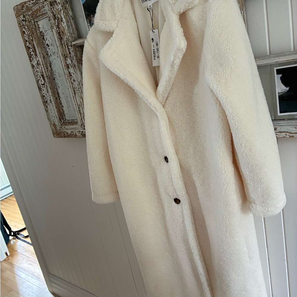 New with tags Steve Madden Cream Teddy Jacket Plush Cozy Design long model